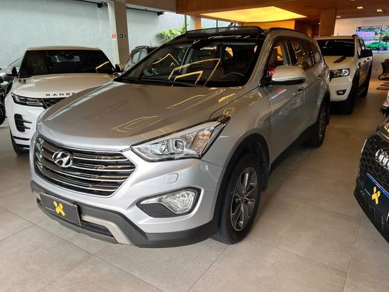 HYUNDAI SANTA FÉ 3.3 MPFI 4X4 7 LUGARES V6 270CV GASOLINA 4P AUTOMÁTICO HYUNDAI SANTA FÉ 3.3 MPFI 4X4 7 LUGARES V6 270CV GASOLINA 4P AUTOMÁTICO